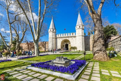 Estambul: Tour Guiado por el Palacio de Topkapi y el Harén con Entrada vista previa 3